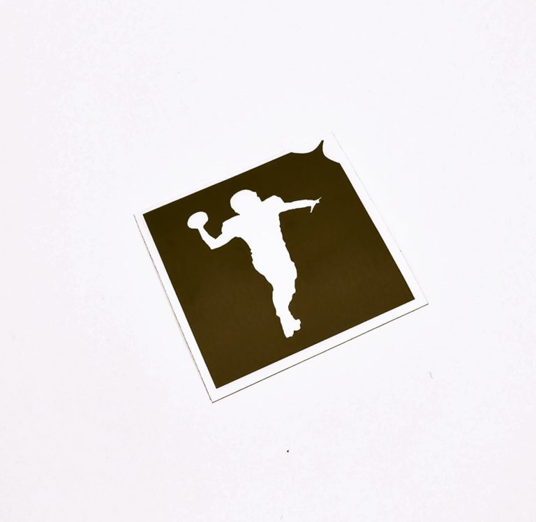 Footballspieler Footballspieler Schablone für Glitzertattoos.Ein Highliegth für Fotballfans. 3-lagig, entgittert und zugeschnitten. Hautfreundlich swie selbstklebend. Ein absolutes muss für Footballfans.