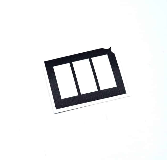 Rumänien Layout Flagge Schablone für Glitzertattoos. Sie ist 3lagig, entgittert und zugeschnitten. Die Größe beträgt 6,5 x 5,0cm. Zusätzlich benötigt man Profi Hautkleber und Bio Glitzer aus unserem Glitzertattoo Shop