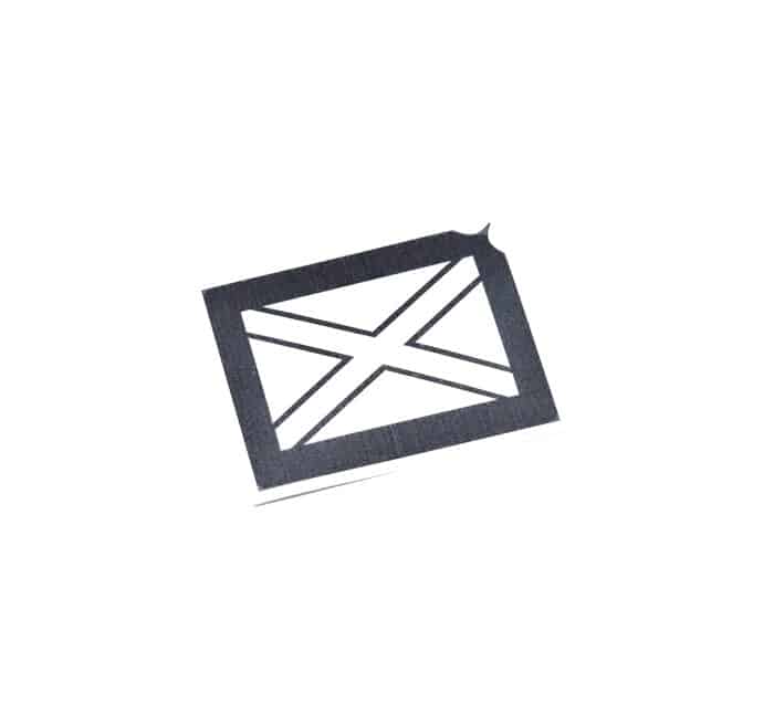 Schottland Layout Schottland Layout Flagge Schablone für Glitzertattoos. Sie ist 3lagig, entgittert und zugeschnitten. Die Größe beträgt 6,5 x 5,0cm. Zusätzlich benötigt man Profi Hautkleber und Bio Glitzer aus unserem Glitzertattoo Shop